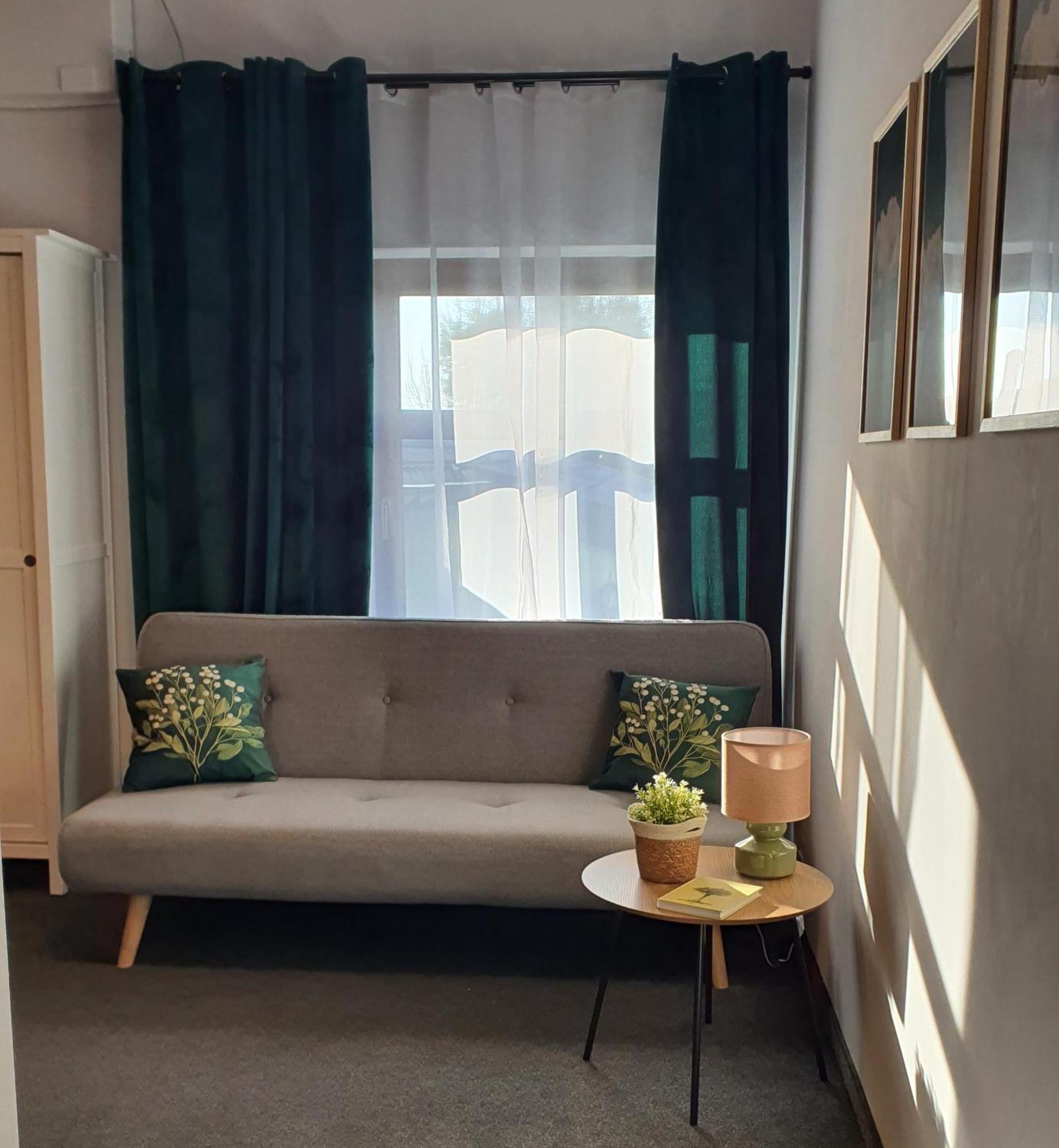 Babie Lato B&B Uniejow Dış mekan fotoğraf