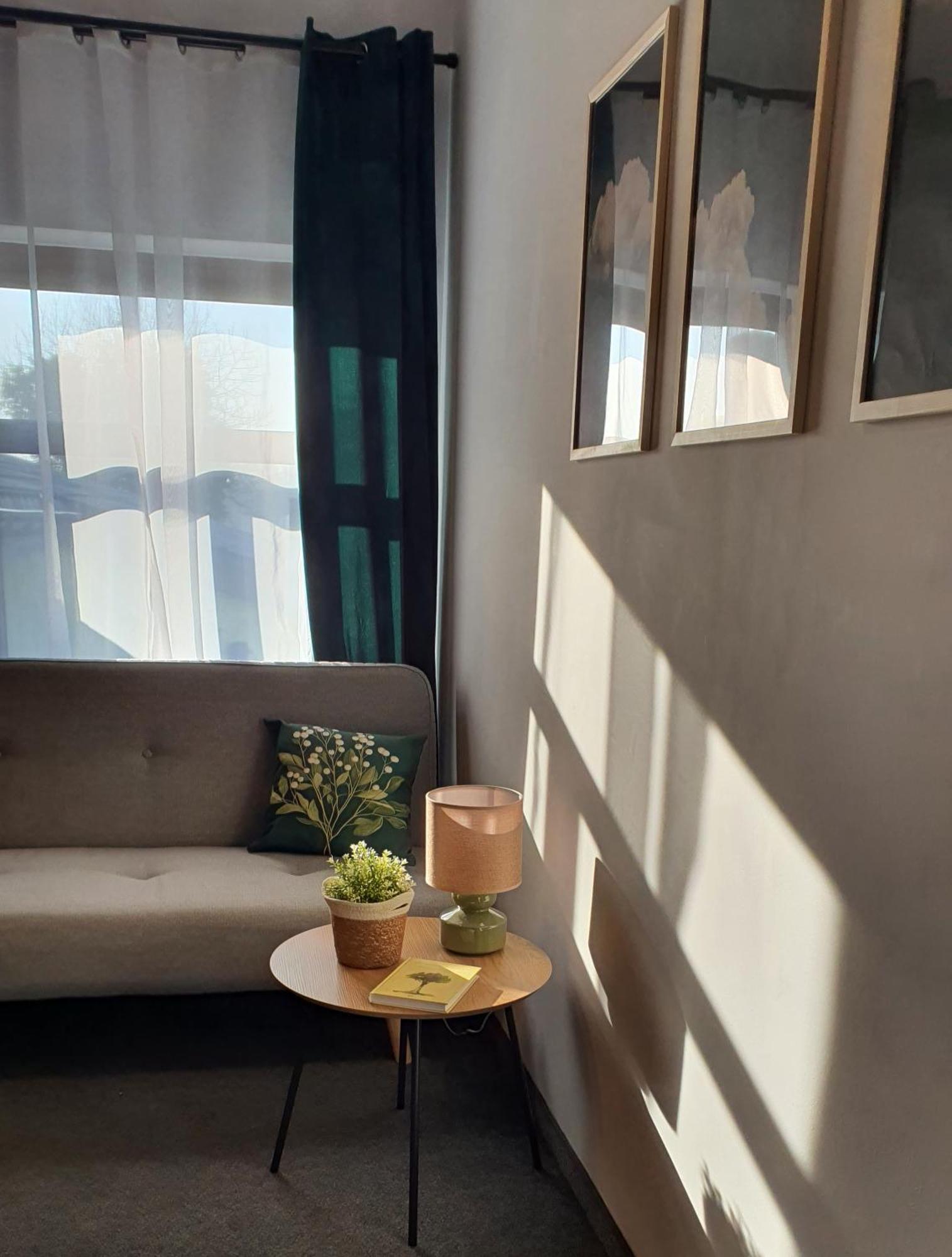 Babie Lato B&B Uniejow Dış mekan fotoğraf